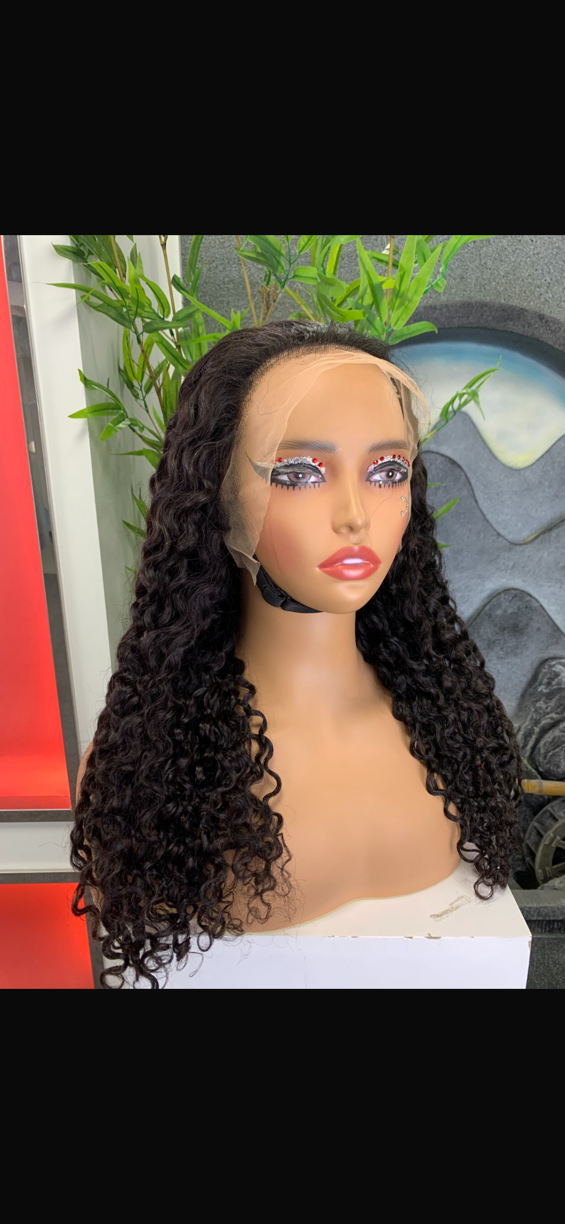 Perruque bouclée naturelle avec lace front – Élégance et volume
